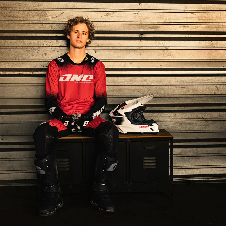 One Industries X-197 Carbon Helmet