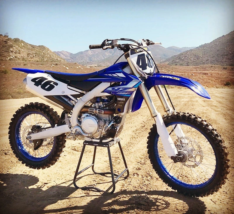 Matrix Concepts C1 Carbon Steel Stand